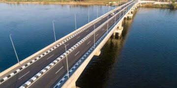 تمهيدا لإفتتاحه خلال أيام .. وزير النقل يتفقد محور الشهيد باسم فكرى 2 - جريدة المساء تمهيدا لإفتتاحه خلال أيام .. وزير النقل يتفقد محور الشهيد باسم فكرى 1 - جريدة المساء