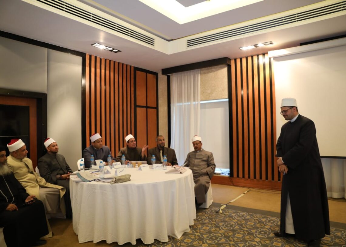 قومى المرأة يواصل تدريب أئمة وقساوسة الصعيد على التصدى للزيادة السكانية 27 - جريدة المساء