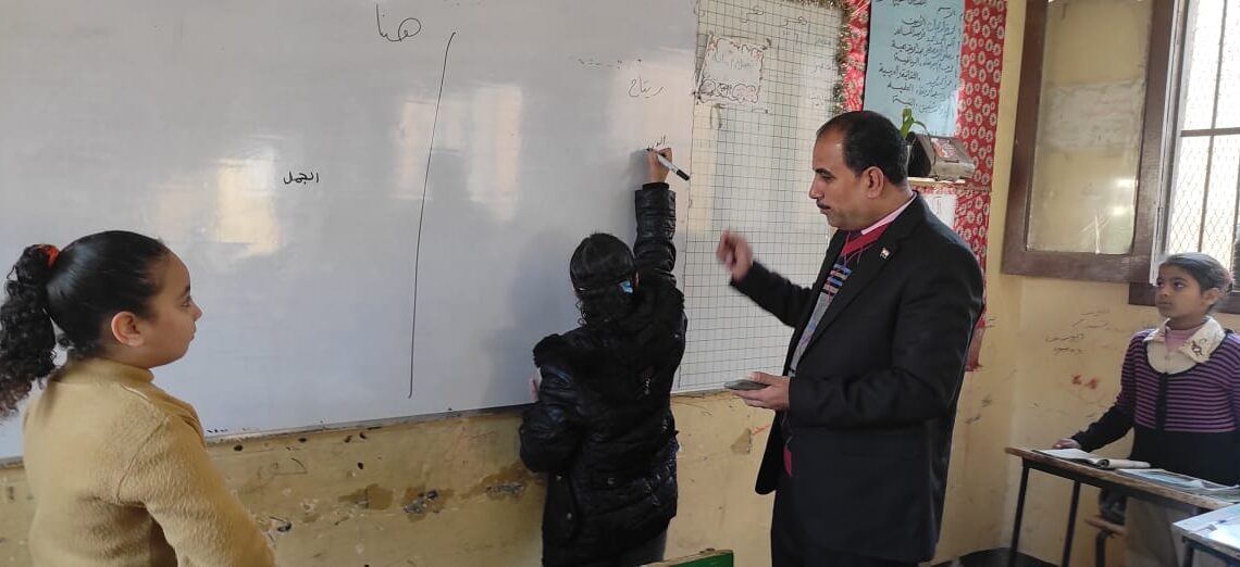"العمراوى" يشيد بمستوى تلاميذ 3 مدارس فى جولة مفاجئة بقليوب 39 - جريدة المساء