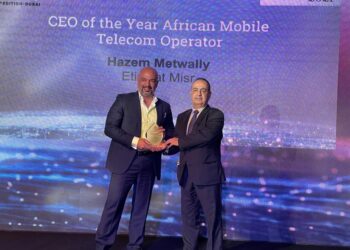 حازم متولي أفضل رئيس تنفيذي لمشغلي المحمول في قارة أفريقيا 33 - جريدة المساء