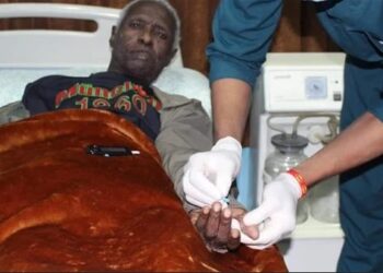 "معانا" تنقذ سودانى بلا مأوى وتنقله لدار رعاية 19 - جريدة المساء