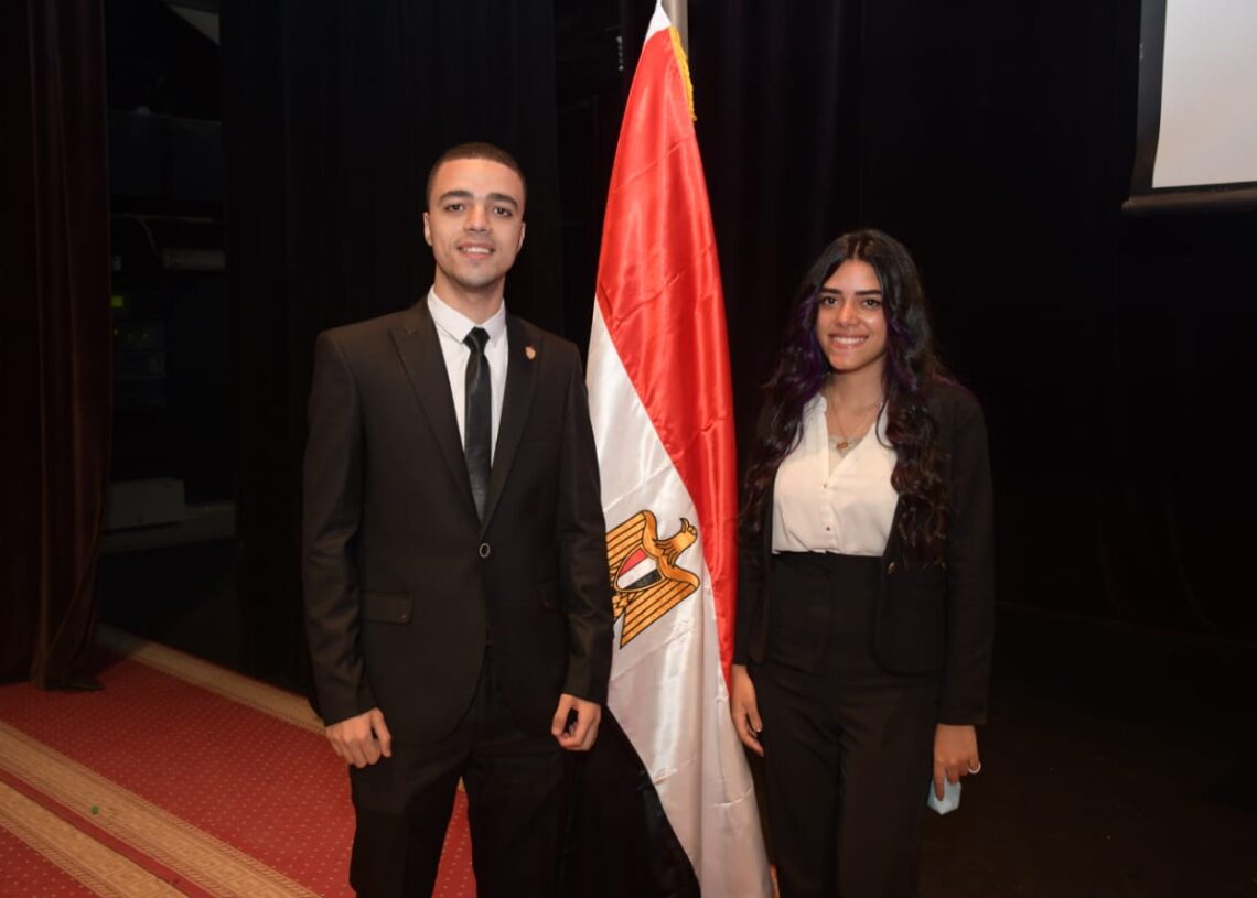 جامعة القاهرة..معز بالله رئيسا للاتحاد..وربا نبيل نائبا 17 - جريدة المساء