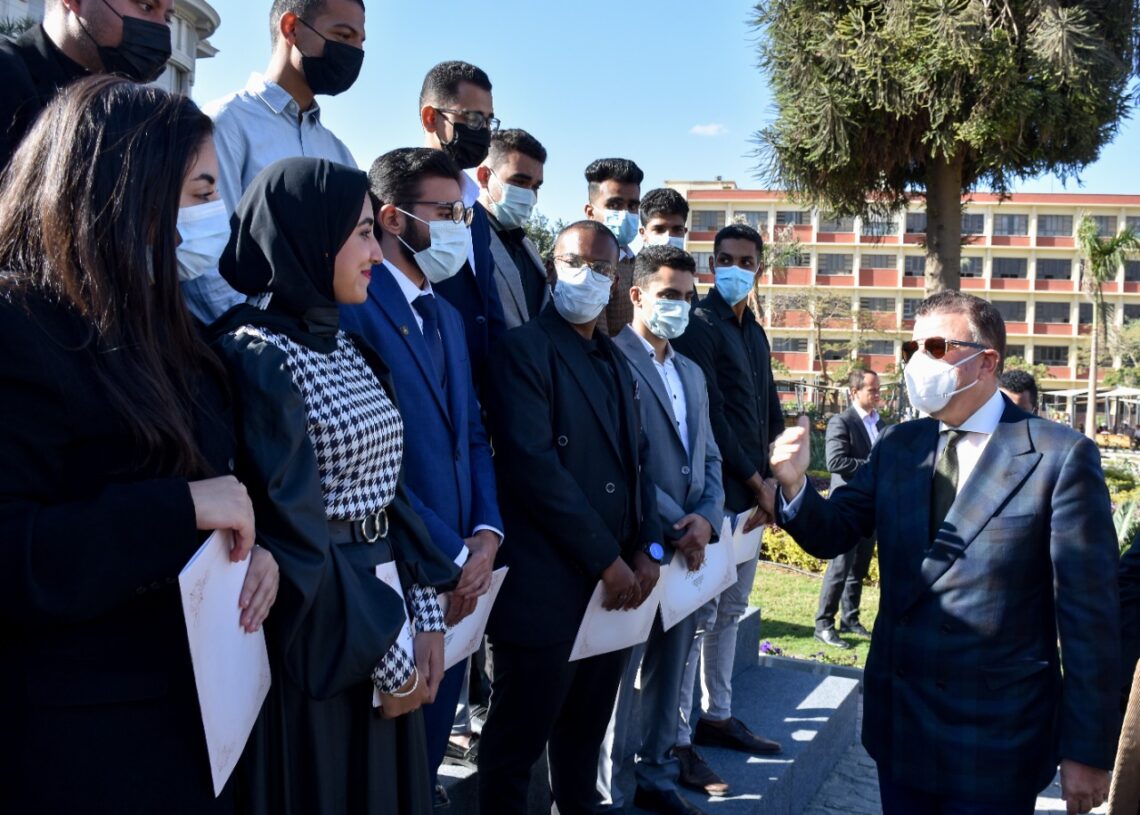 "د.المتيني" يهنئ اتحاد طلاب الجامعة الجديد 17 - جريدة المساء