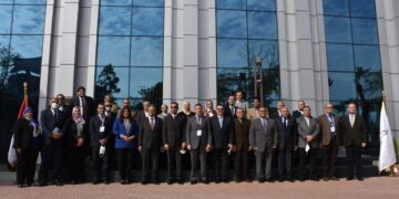 "د.المتيني" يفتتح مركز تكنولوجيا المعلومات..والكوبري المعدني الرابط بين ضفتي الحرم الجامعي 1 - جريدة المساء