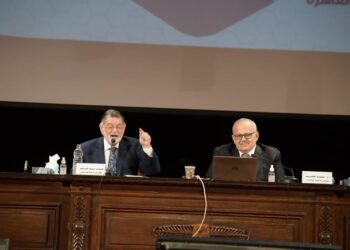 "الدولة الوطنية وتجديد الخطاب الديني" حوار مفتوح مع طلاب جامعة القاهرة 31 - جريدة المساء