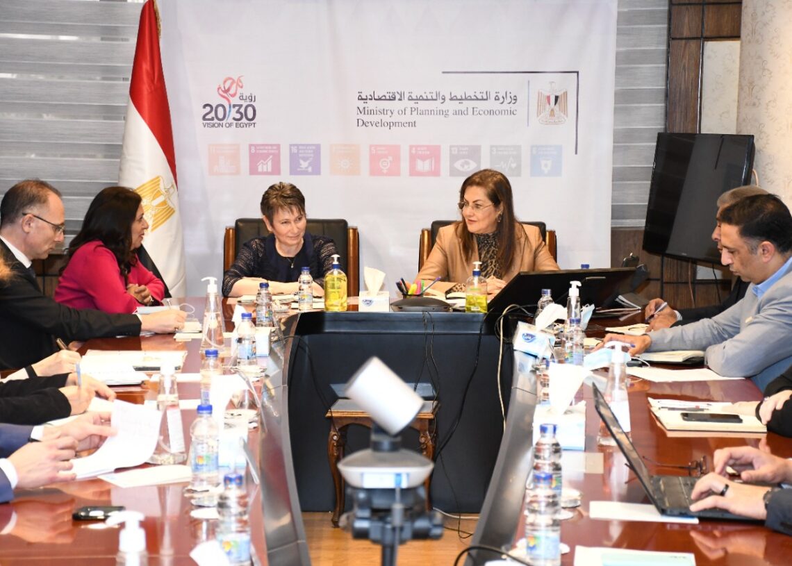 د.هالة السعيد خلال لقائها وزيرة الاقتصاد البلغارية :مصر أكبر شريك تجاري لبلغاريا في الشرق الأوسط 19 - جريدة المساء