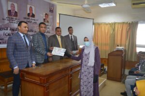 تكريم الطلاب المشاركين فى الدورة الرابعة لإعداد المحكمين بحقوق جنوب الوادى .. صور 33 - جريدة المساء