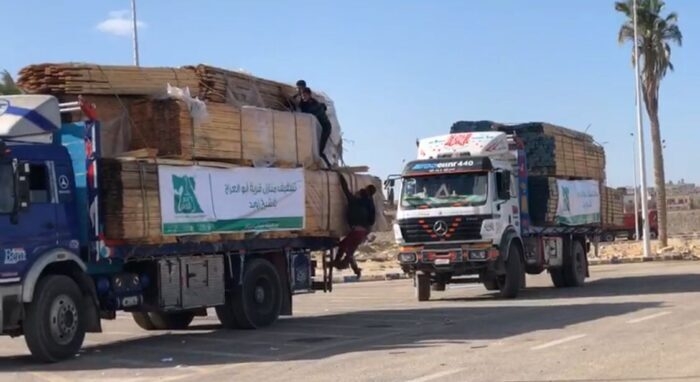 "مصر الخير" تقدم مساعدات عاجلة لأهالي الشيخ زويد 17 - جريدة المساء