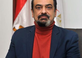 حسام عبدالغفار المتحدث الرسمي لوزارة الصحة