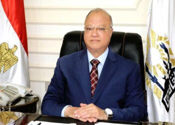 محافظ القاهرة: نقل الأنشطة غير المتناسبة مع طبيعة منطقة القاهرة التاريخية إلى شمال الحرفيين 19 - جريدة المساء