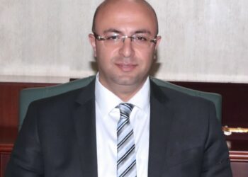 محافظ بني سويف يتابع مع مسؤولى التعليم سير امتحانات الفصل الدراسي الأول 17 - جريدة المساء