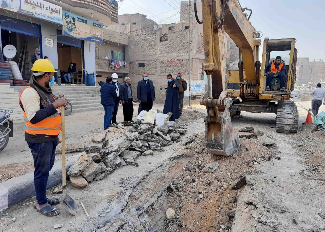 270 مليون جنيه لتنفيذ مشروعات مياه شرب وصرف صحى بمركزى اخميم وجرجا بسوهاج 18 - جريدة المساء 270 مليون جنيه لتنفيذ مشروعات مياه شرب وصرف صحى بمركزى اخميم وجرجا بسوهاج 17 - جريدة المساء