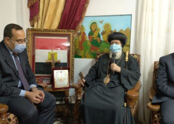 المحافظ والقيادات التنفيذية والاسلامية يهنئون المسيحيين بعيد الميلاد 23 - جريدة المساء
