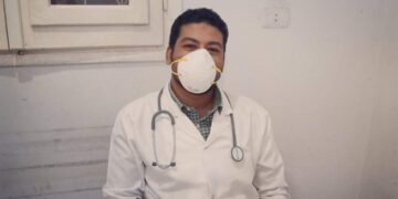 طبيب أمراض صدرية بكفر الشيخ: «أوميكرون» شِدته أقل بكثير من المُتحورات السابقة 2 - جريدة المساء طبيب أمراض صدرية بكفر الشيخ: «أوميكرون» شِدته أقل بكثير من المُتحورات السابقة 1 - جريدة المساء