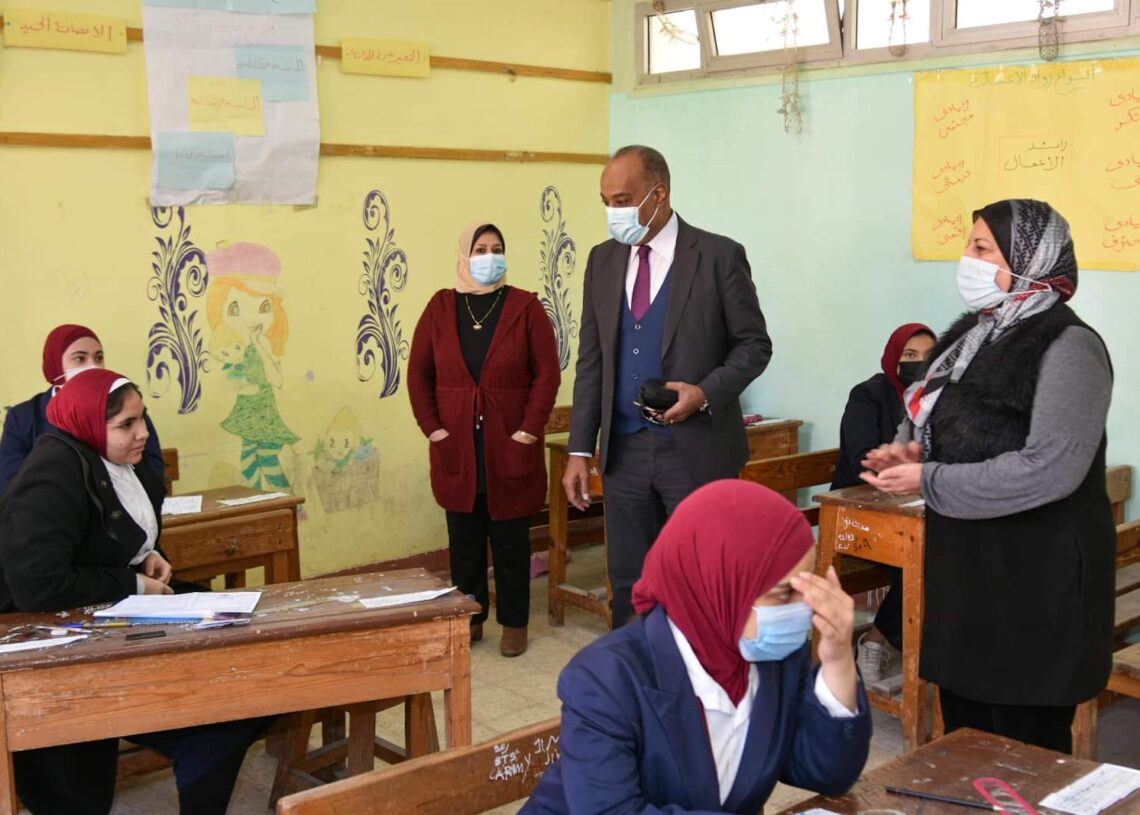 إنتظام أعمال إمتحانات الفصل الأول لصفوف النقل ببورسعيد 16 - جريدة المساء