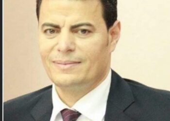 أستاذ البلاغة بجامعة الوادى الجديد مراجعا علميا بمجلة العلوم الأمريكية . 24 - جريدة المساء