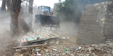 محافظ سوهاج يتابع ملف إزالة التعديات على النيل والمجارى المائية وأملاك الرى 1 - جريدة المساء