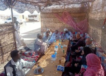 موسوعة الأغذية الشعبية تجتمع مع مشايخ شلاتين لتوثيق الأكلات الشعبية فى المدينة 24 - جريدة المساء