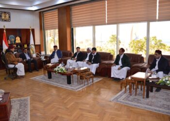 محافظ مطروح يستقبل رئيس مجلس العمد الجديد 17 - جريدة المساء