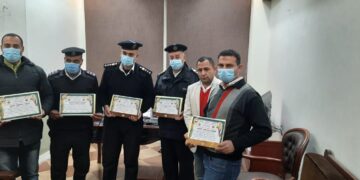 اللجنة النقابية للسكة الحديد بالمنيا احتفلت مع رجال الشرطة بعيدهم 1 - جريدة المساء