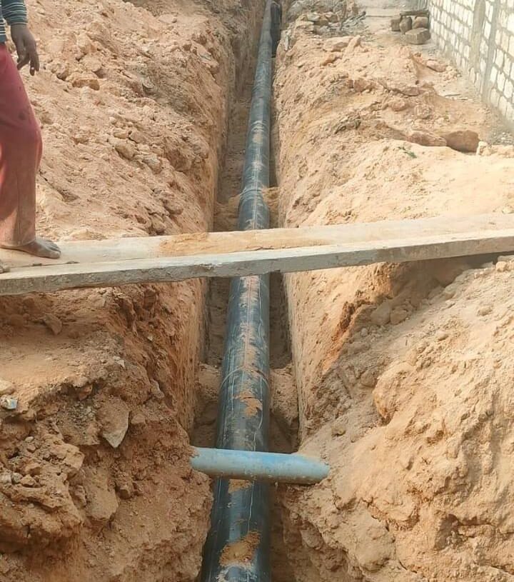 العامرية اول يجري مشروعات الصرف ورفع كفاءة شبكات الصرف 19 - جريدة المساء