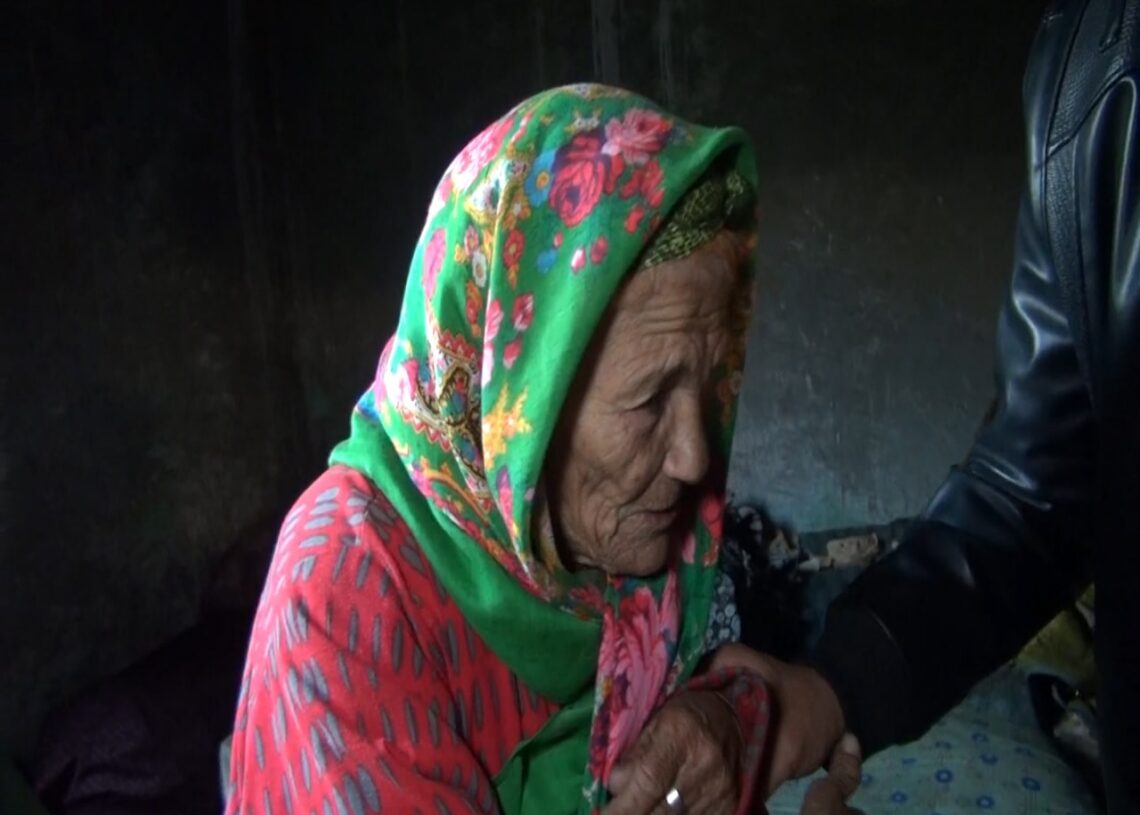 "التضامن" تنقذ مسنة الشرقية صاحبة الـ 100 عام من الإهمال 19 - جريدة المساء "التضامن" تنقذ مسنة الشرقية صاحبة الـ 100 عام من الإهمال 18 - جريدة المساء