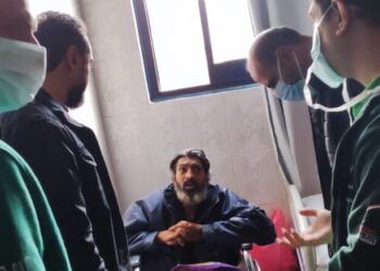 "التضامن" تنتشل شاب آكل المرض قدمه من أمام محطة سيدى بشر بالإسكندرية 18 - جريدة المساء