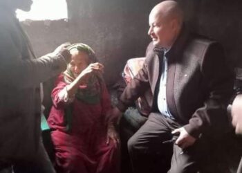 محافظ الشرقية يستجيب لسيدة معمرة بالحسينية ويوفر كافة إحتياجاتها 18 - جريدة المساء