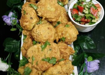 الشيف عبير سيد تقدم طريقه عمل القرنبيط المقرمش 21 - جريدة المساء