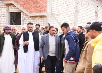 محافظ مطروح يتابع أعمال البنية التحتية بحى الزهور 31 - جريدة المساء