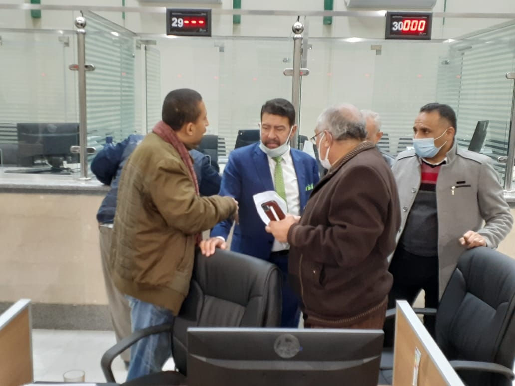 جولات ميدانية لمستشار وزير المالية للضرائب للتأكد من التغيير الجذرى في أسلوب وآليات تقديم الخدمات الضريبية 19 - جريدة المساء