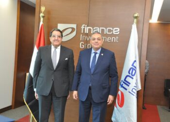 "خالص" تتيح خدمات التحصيل والسحب النقدى من 1200 محطة وقود مصر للبترول 28 - جريدة المساء