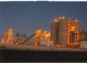 بدء تشغيل مصنع "أسمنت النهضة" بكامل طاقته الإنتاجية .. فى قنا 21 - جريدة المساء