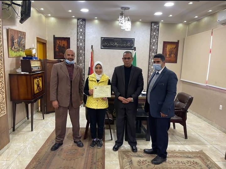 تكريم " الاء " بطلة الجمهورية في الشطرنج بتعليم القليوبية 18 - جريدة المساء