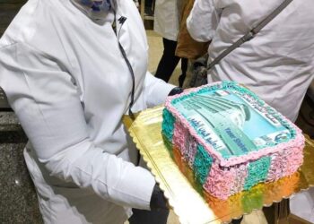 الشيف أميرة العبد تقدم طريقة عمل تورتة سفينة الطهاة 17 - جريدة المساء