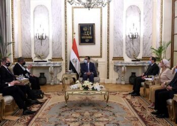 رئيس الوزراء يلتقى رئيس الدورة الـ 26 لمؤتمر تغير المناخ لبحث سبل التعاون في إطار استضافة مصر للدورة الـ 27 للمؤتمر 18 - جريدة المساء رئيس الوزراء يلتقى رئيس الدورة الـ 26 لمؤتمر تغير المناخ لبحث سبل التعاون في إطار استضافة مصر للدورة الـ 27 للمؤتمر 17 - جريدة المساء