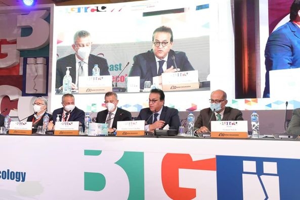 وزير التعليم العالي ورئيس جامعة عين شمس يفتتحان المؤتمر الدولي الرابع عشر لأورام الثدي والثاني لأورام الرئة والعلاج المناعي 20 - جريدة المساء وزير التعليم العالي ورئيس جامعة عين شمس يفتتحان المؤتمر الدولي الرابع عشر لأورام الثدي والثاني لأورام الرئة والعلاج المناعي 19 - جريدة المساء