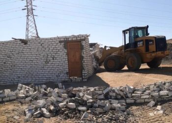 محافظ أسوان : إزالة 55 حالة تعديات بإدفو وكوم أمبو وأسوان والسباعية والبصيلية 28 - جريدة المساء