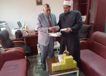 مديرية أوقاف أسوان تهدي مطبوعات وزير الأوقاف لكلية دار العلوم جامعة أسوان 20 - جريدة المساء