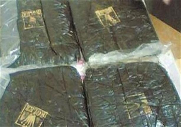 ضبط " قمر" وبحوزته نصف كيلو أفيون بسوهاج 19 - جريدة المساء ضبط " قمر" وبحوزته نصف كيلو أفيون بسوهاج 18 - جريدة المساء