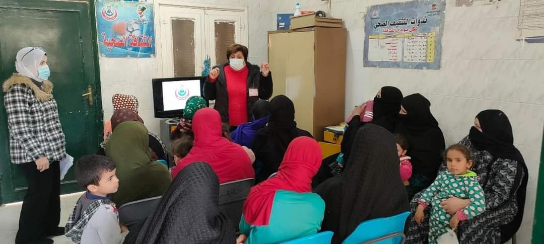 توقيع الكشف على 2064 حالةبالمجان خلال القافلة الطبية بقرية طهنا الجبل بالمنيا 18 - جريدة المساء