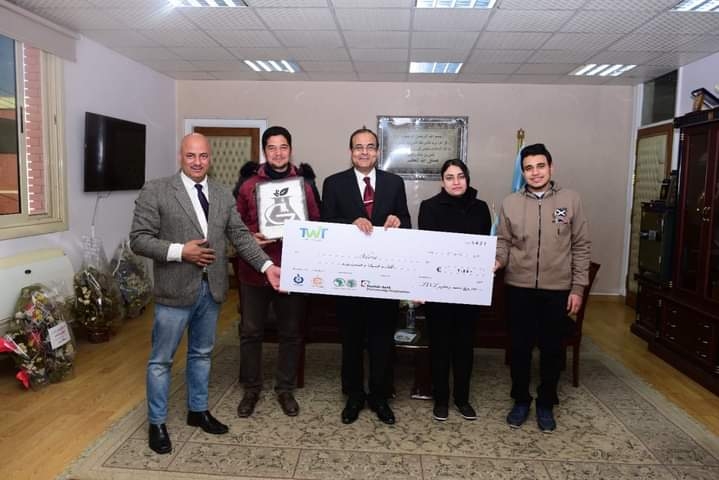 كلية الزراعة بسوهاج تفوز بمنحة مالية قدرها 2550 يورو لنجاحها فى تصنيع مبيد حشري حيوي 20 - جريدة المساء كلية الزراعة بسوهاج تفوز بمنحة مالية قدرها 2550 يورو لنجاحها فى تصنيع مبيد حشري حيوي 19 - جريدة المساء