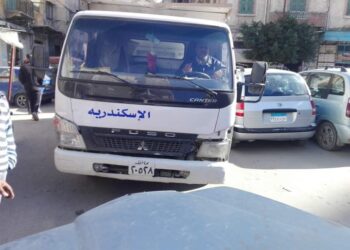 محافظ الاسكندريه يحيل سائق بحى غرب الاسكندريه للتحقيق للسير عكس الاتجاه 25 - جريدة المساء