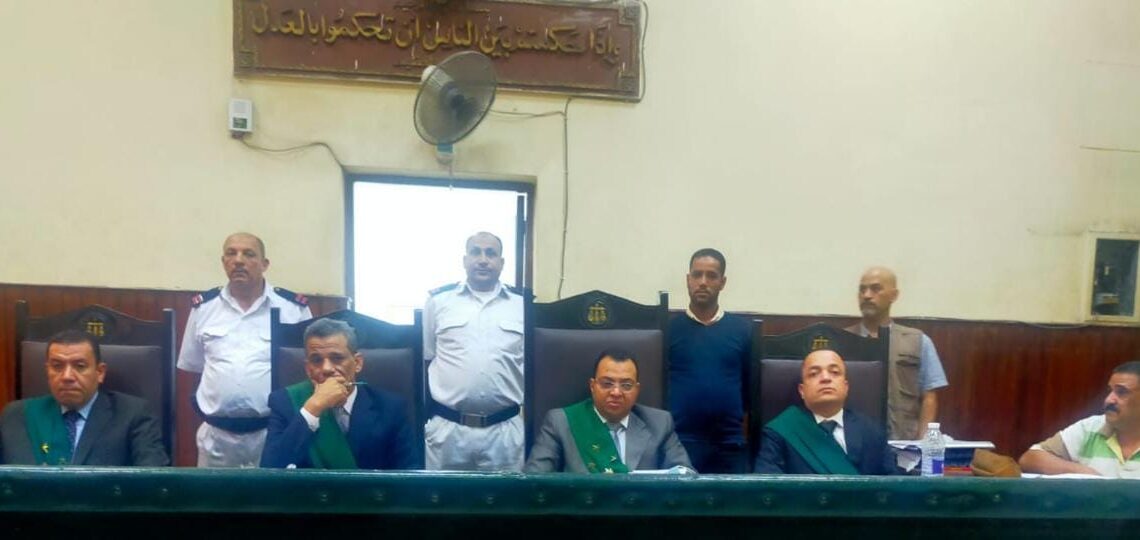 جنايات المنيا : السجن المشدد ل"طه" بتهمة نشر صور فاضحة على الواتس 19 - جريدة المساء