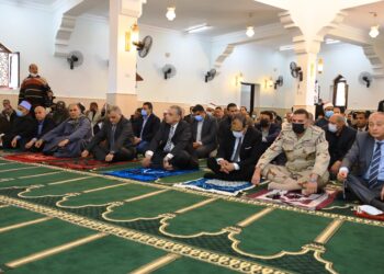 محافظ سوهاج يفتتح مسجد " الرحمة " بجبانات أخميم بحي الكوثر 21 - جريدة المساء