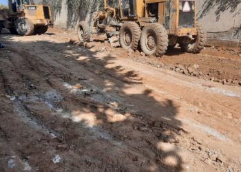 *محافظ الإسكندرية: توفير 136 مليون و 714 الف جنيه لرصف 120 شارع 25 - جريدة المساء