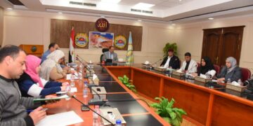 لجنة برئاسة سكرتير عام مطروح لاختيار الامهات المثاليات لهذا العام 2 - جريدة المساء لجنة برئاسة سكرتير عام مطروح لاختيار الامهات المثاليات لهذا العام 1 - جريدة المساء