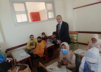 محافظ كفر الشيخ يتابع انتظام العملية التعليمية ويوجه لتكريم المتميزين 27 - جريدة المساء