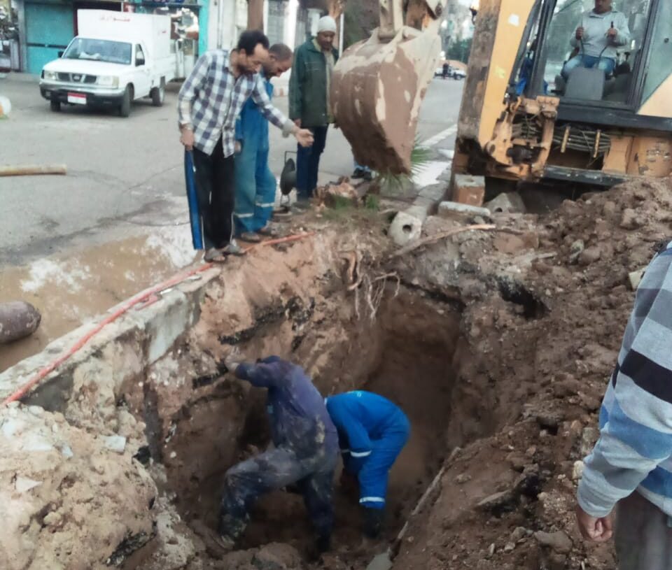 مصرع اول شهيد فى مشروع حياه كريمه بقنا 20 - جريدة المساء مصرع اول شهيد فى مشروع حياه كريمه بقنا 19 - جريدة المساء