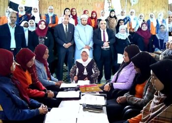 زواج الأقارب بين مؤيد ومعارض فى ندوة تثقيفية بمركز الداخلة 17 - جريدة المساء